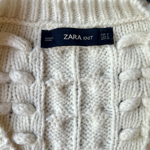 Zara Knit Sweater - Picture 3 of 3